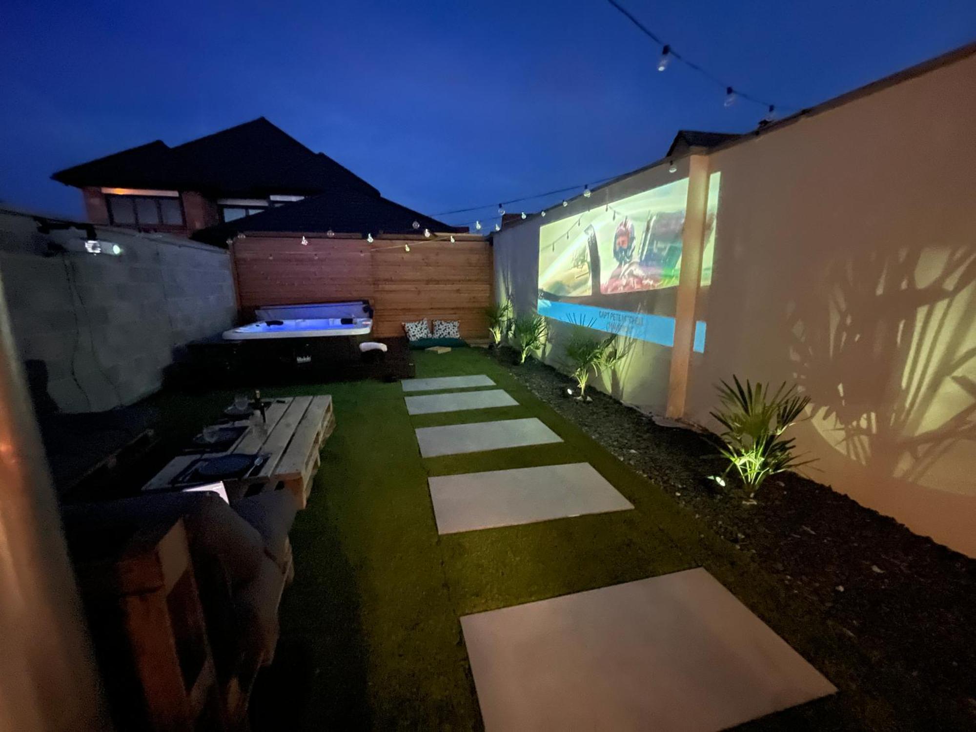 Full House, Jacuzzi, Netflix, 8 Pers, Free Parking 10' Colmar Holiday home *