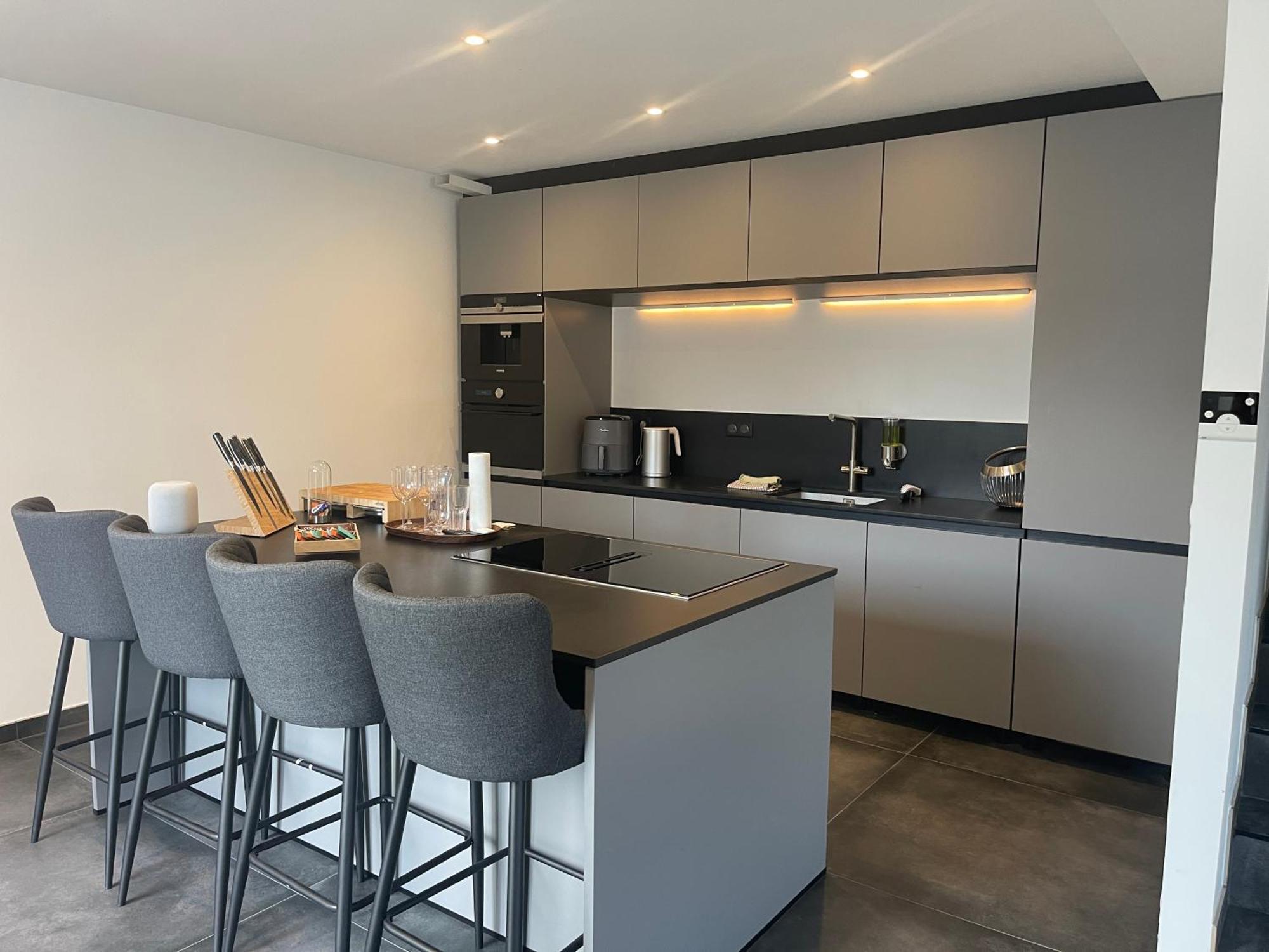Full House, Jacuzzi, Netflix, 8 Pers, Free Parking 10' Colmar